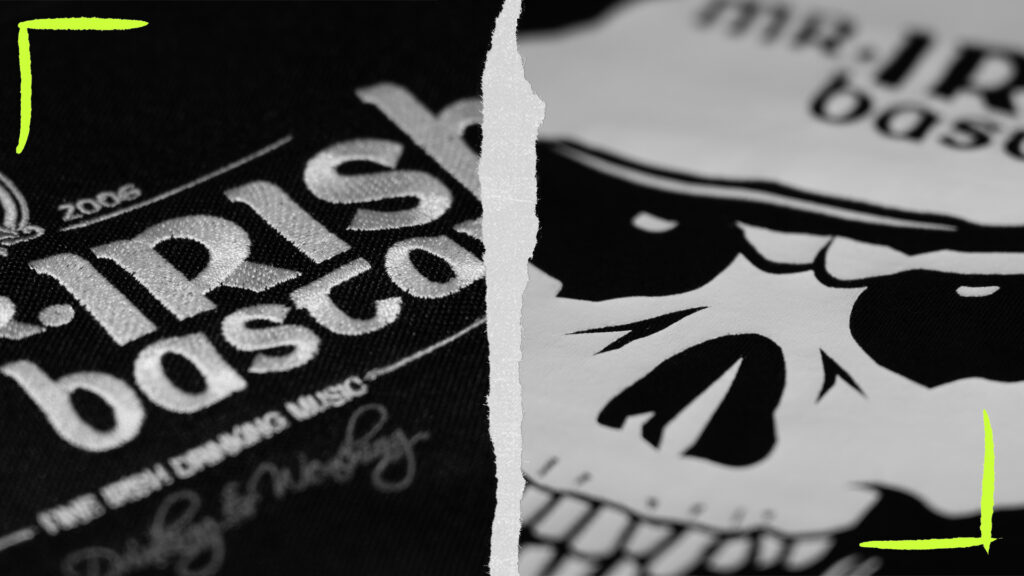 Eine schwarz-weiße Bild-Collage, die links ein gesticktes Logo und rechts einen Siebdruckprodukt zeigt.