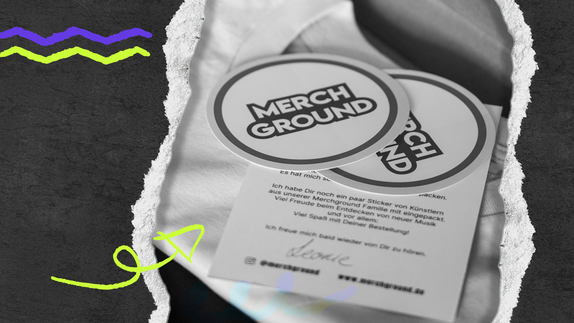 Ein Bilder einer Grußkarte und Sticker von Merchground